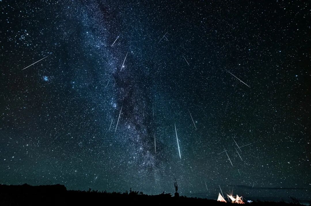 2026英国流星雨时间表来了！附最全观星地推荐